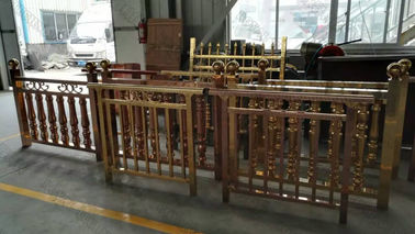 Macchina di placcatura dell'arco della mobilia dell'acciaio inossidabile, sedie del metallo ed attrezzature del rivestimento dell'oro PVD delle Tabelle