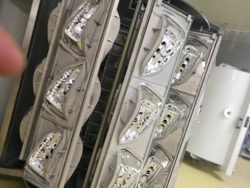 Ultime soluzioni aziendali su RTEP1600-HMDSO - Riflettori per illuminazione frontale automatica