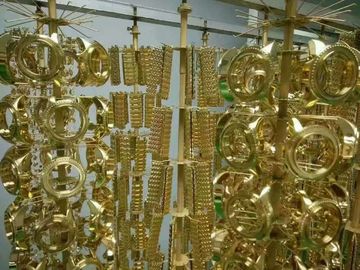 Inscatoli il rivestimento dell'oro sui gioielli, l'oro reale 24K che farfuglia il depositon sugli orologi, rivestimento dell'oro PVD dei gioielli